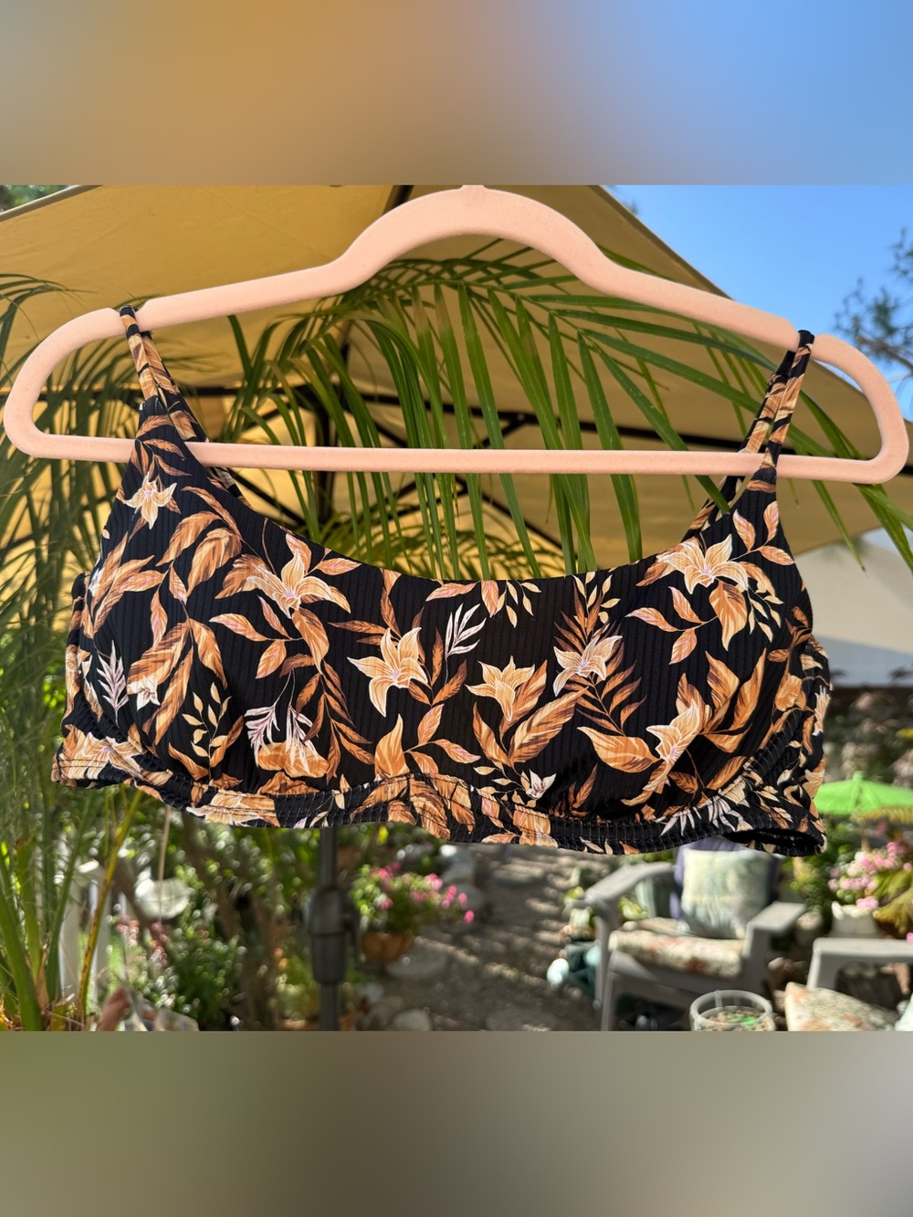 Rip Curl Bikini Top Size XL - Picture 2 of 4
